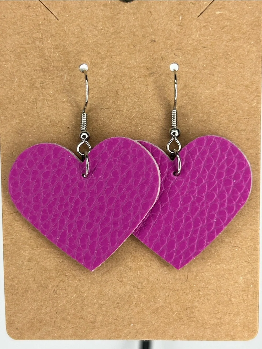Faux Leather Dangle Earrings Heart Shape Fashion Jewelry - Picture 5 of 5